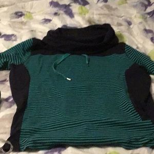 Eddie Bauer warm sweat shirt